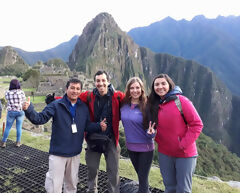 Uma parte do grupo em Machu Picchu