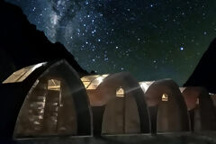 Noite estrelada no acampamento